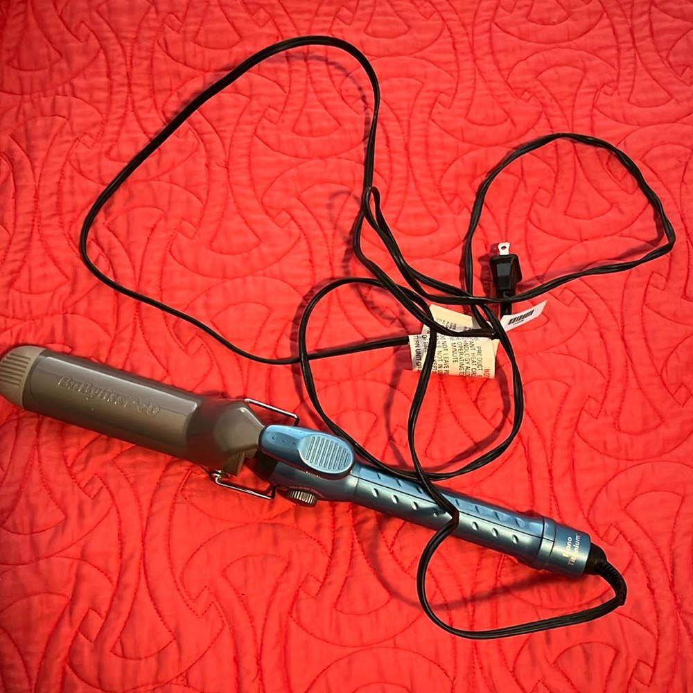 BaBylissPRO curling iron, wide barrel
